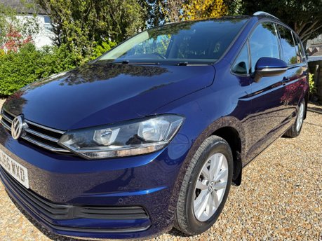 Volkswagen Touran 1.6 TDI BlueMotion Tech SE Family DSG Euro 6 (s/s) 5dr 6