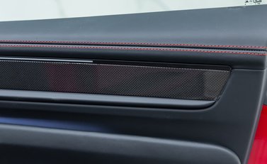 Porsche Macan GTS Electric 30