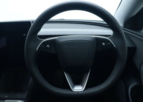 Tesla Model 3 Saloon 4dr Electric Auto RWD (208 ps) 19