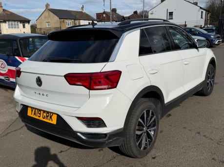 Volkswagen T-Roc DESIGN TSI 9