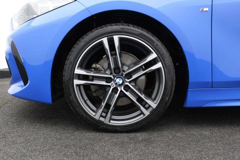 BMW 1 Series 5dr 118i 136 M Sport Automatic 38