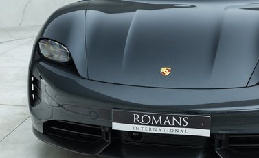 Porsche Taycan Turbo S Sport Turismo 31