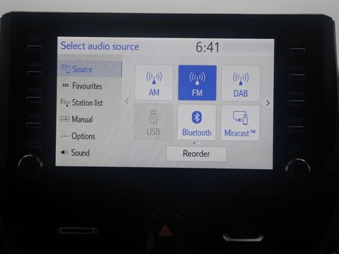 Toyota Corolla 2.0 VVT-h Design CVT Euro 6 (s/s) 5dr 16