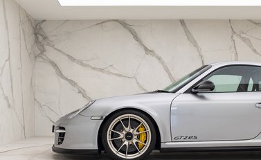 Porsche 911 (997) GT2 RS 29