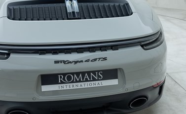 Porsche 911 Targa 4 GTS (992) 27