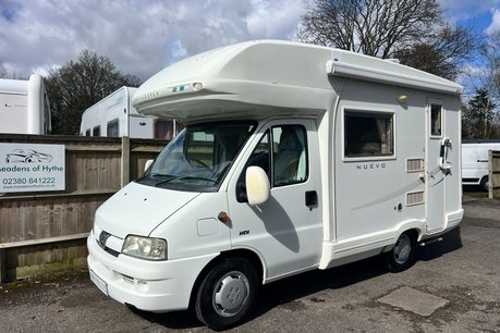 Auto-Sleepers Nuevo ES 4 BERTH PEUGEOT BOXER 2.2 HDI CHASSIS