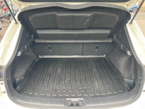 Nissan Qashqai 1.3 DIG-T Tekna DCT Auto Euro 6 (s/s) 5dr 31