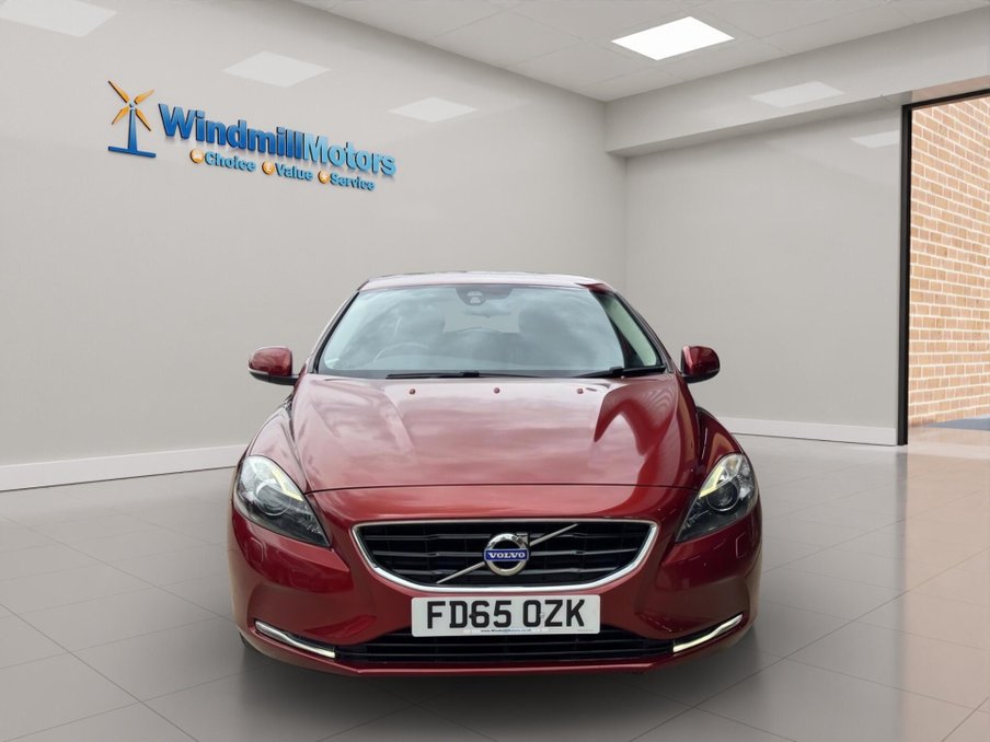 2015 Volvo V40 — image 6