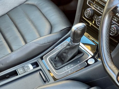 Volkswagen Golf 1.4 TSI BlueMotion Tech SE DSG Euro 5 (s/s) 5dr 46