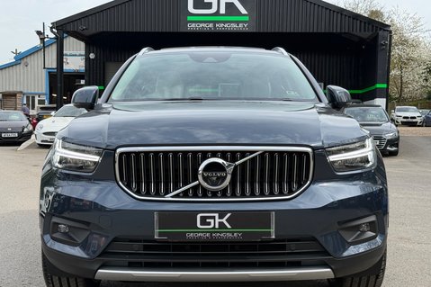 Volvo XC40 B4 INSCRIPTION MHEV 14