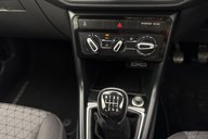 Volkswagen T-Cross 1.0 SE TSI.. 6 MAIN DEALER SERVICES..APPLE CARPLAY & ANDROID AUTO..STUNNING 27