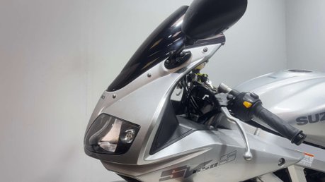 Suzuki SV650 SV650 2003 31K LONG MOT PERFECT A2 BIKE VTWIN SERVICED 650CC 48