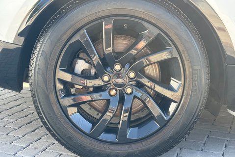 Land Rover Discovery SD6 306 Commercial HSE 34