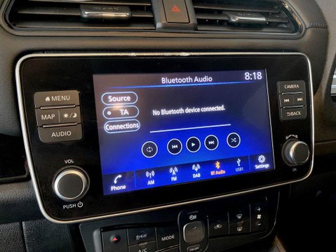 Nissan LEAF 39kWh N-Connecta Hatchback 5dr Electric Auto (150 ps) Bluetooth - DAB Radio 16