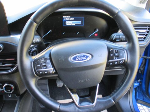 Ford Focus 1.0T EcoBoost Titanium Euro 6 (s/s) 5dr 13