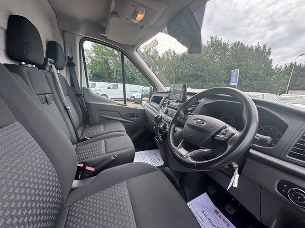 Ford Transit LWB L3H2 Medium Roof Trend 350 Sensors EURO 6 15