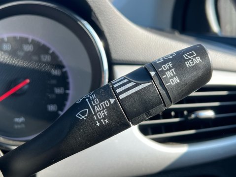 Vauxhall Astra SRI NAV 40