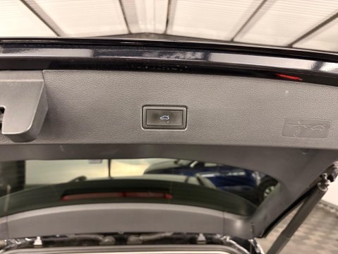 Volkswagen T-Roc 1.5 TSI EVO Active DSG Euro 6 (s/s) 5dr 37