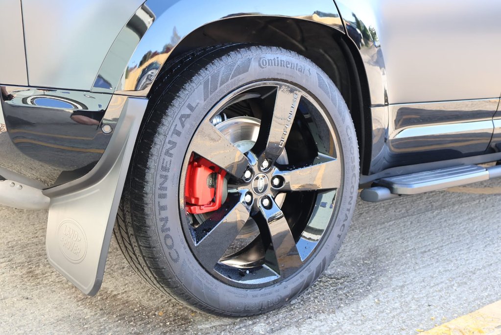 Land Rover Defender 110 2026  HARD TOP 350  X-DYNAMIC HSE STYLED ATY SEEKER WITH SEATS FITTED 18