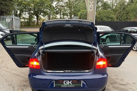 Skoda Superb SE PLUS TDI CR DSG - 2 OWNERS - 14 SERVICES - NEW MOT 13