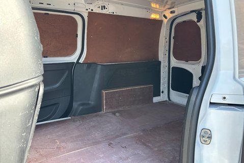 Citroen Berlingo 950 Enterprise XL 102 ps BlueHdi Panel Van 9