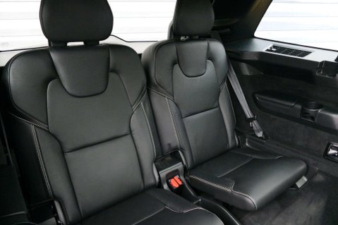 Volvo XC90 2.0 XC90 R-Design B5 MHEV AWD Auto 4WD 5dr 6