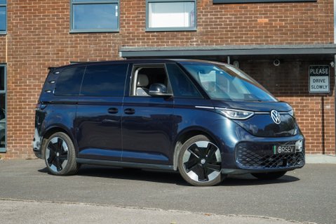 Volkswagen Id.Buzz Style 21" Bromberg Alloys Starlight Blue Adaptive Cruise Rev Cam One Owner  