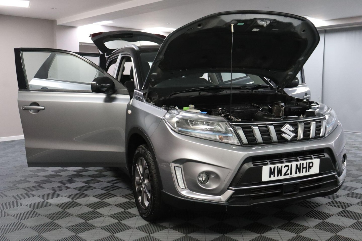 2021 Suzuki Vitara — image 12
