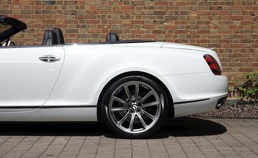 Bentley Continental Supersports Convertible ISR 19