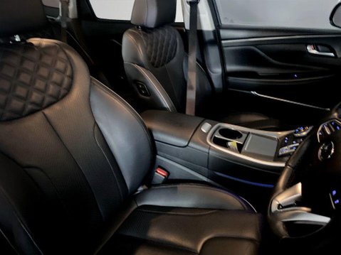 Hyundai SANTA FE 1.6 h T-GDi Premium SUV 5dr Petrol Hybrid Auto 4WD Euro 6 (s/s) (230 ps) Ai 11
