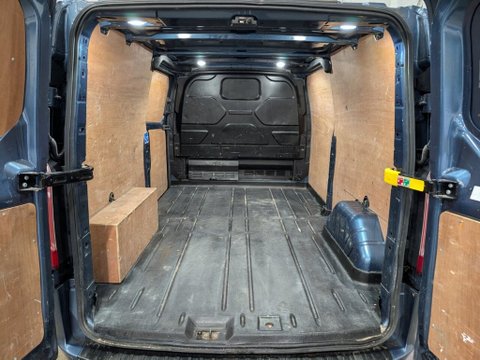 Ford Transit Custom 300 LIMITED P/V ECOBLUE L2H1 13