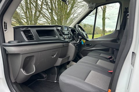 Ford Transit 350 Drw L4 130 ps Single Cab Dropside Truck 13