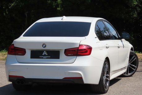 BMW 3 Series 2.0 330e 7.6kWh M Sport Shadow Edition Saloon 4dr Petrol Plug-in Hybrid Aut 5