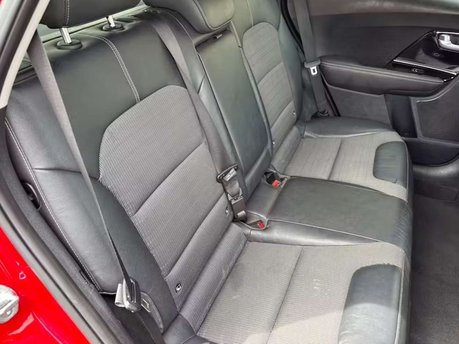 Kia Niro 1.6h GDi 2 SUV 5dr Petrol Hybrid DCT Euro 6 (s/s) (139 bhp) 6