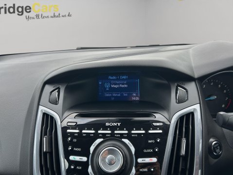 Ford Focus 1.6 Titanium Navigator Powershift Euro 5 5dr 34