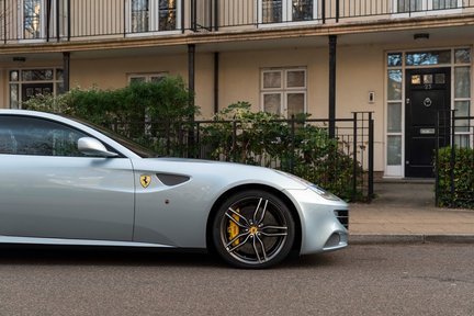 Ferrari FF FF 11