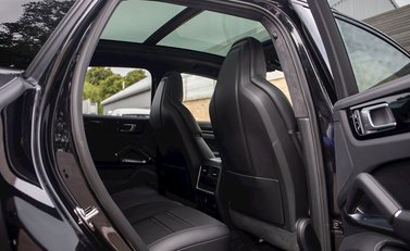 Porsche Cayenne Turbo 14