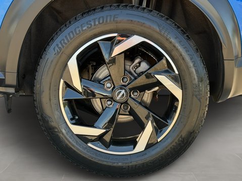 Nissan Juke 1.0 DiG-T 114 N-Connecta 5dr 14