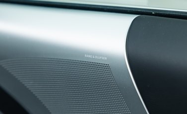 Aston Martin DBS V12 27