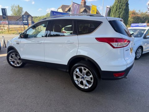 Ford Kuga 2.0 TDCi Titanium 2WD Euro 6 (s/s) 5dr 10