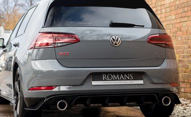 Volkswagen Golf GTI TCR 24