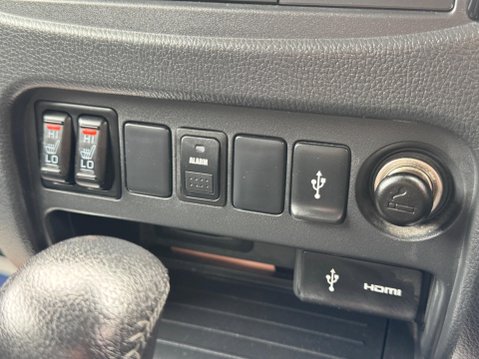 Mitsubishi L200 2.4 DI-D DC Barbarian Auto 4WD Euro 6 4dr 21