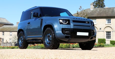 Land Rover Defender 90