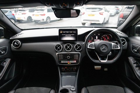 Mercedes-Benz A Class A 200 AMG LINE PREMIUM PLUS 3