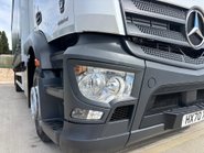 Mercedes-Benz Actros 1824L Streamspace with 8.6m Body & Tail Lift 23