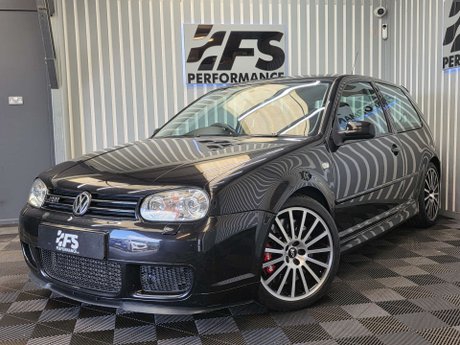 Volkswagen Golf 3.2 R32 Hatchback 3dr Petrol Manual (276 g/km, 240 bhp) 36