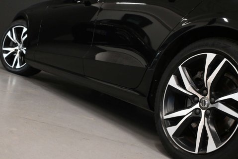 Volvo S60 2.0 S60 R-Design+ T5 Auto 4dr 27