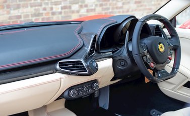 Ferrari 458 Spider 17