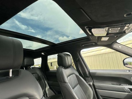 Land Rover Range Rover Sport 3.0 Range Rover Sport HST Auto 4WD 5dr 4