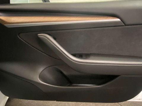 Tesla Model 3 Model 3 Long Range AWD 4WD 4dr 9